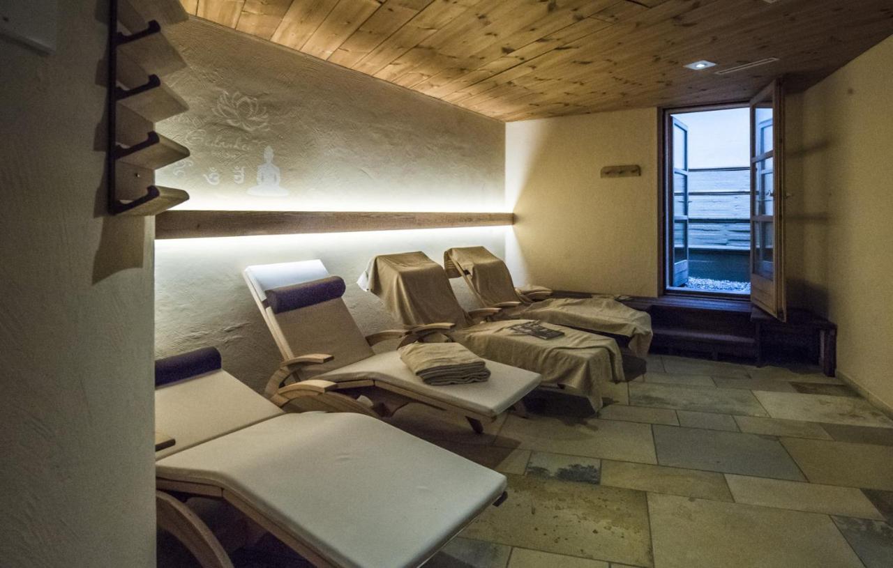 Waldhotel & - For Body & Soul 4* Davos